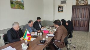 جلسه شهردار واعضای شورای اسلامی شهرمجلسی بارئیس آموزش وپرورش شهرستان مبارکه